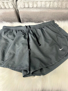 Nike Challenger Dri-FIT Running Shorts Athletic Gray Large